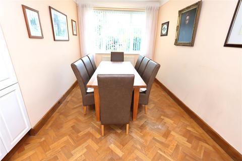 12 Gorse Hill, Ravenshead, Nottingham, NG15 9AF