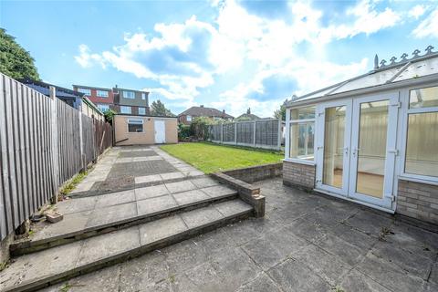 18 Carr Manor Drive, Leeds, LS17 5AU