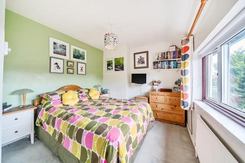 57 Fullers Avenue, Surbiton, KT6 7TD