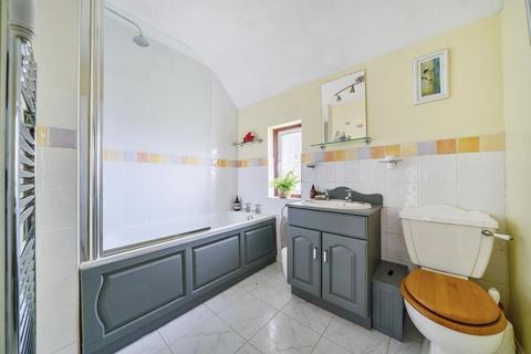 57 Fullers Avenue, Surbiton, KT6 7TD
