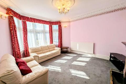 4 bedroom house for sale, Fishponds Road, Eastville, Bristol