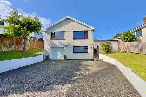 4 bedroom detached house for sale, Westerlands Road, Wadebridge, PL27 7EU