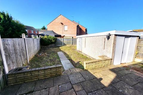 13 Clement Drive, Rhyl, LL18 4HU