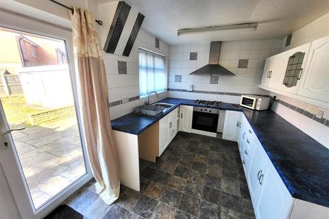 13 Clement Drive, Rhyl, LL18 4HU