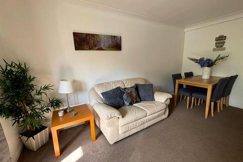 4 bedroom end of terrace house to rent, Greenside Court, St. Andrews