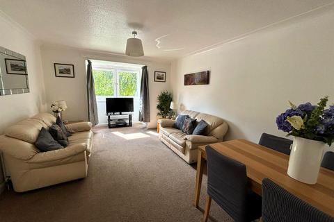 4 bedroom end of terrace house to rent, Greenside Court, St. Andrews