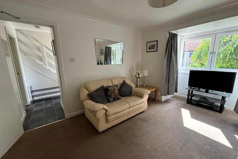 4 bedroom end of terrace house to rent, Greenside Court, St. Andrews