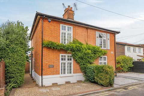 2 bedroom semi-detached house for sale, South Road, Weybridge, KT13