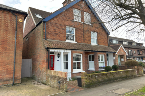 36 Claremont Road, Marlow, SL7 1BW