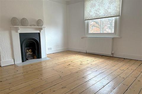 36 Claremont Road, Marlow, SL7 1BW