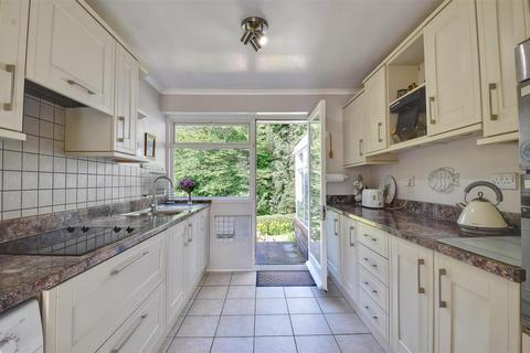 2 bedroom detached bungalow for sale, Haffenden Road, Tenterden