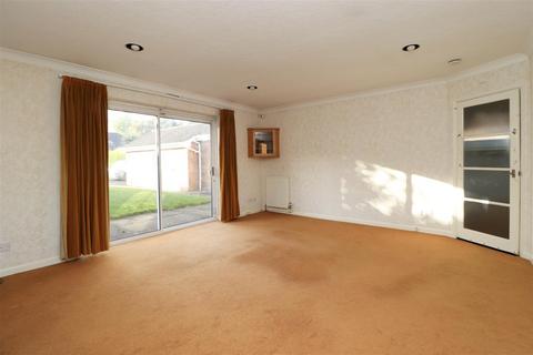 2 bedroom detached bungalow for sale, Beckfield Lane, Acomb