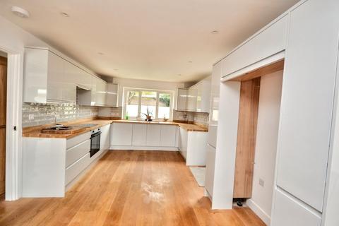 undefined, South Newton