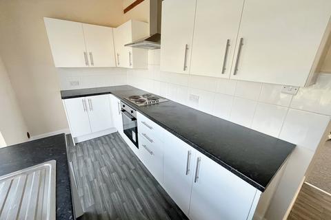 3 bedroom terraced house to rent, Station Street, Boston PE21