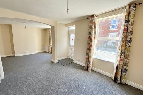 3 bedroom terraced house to rent, Station Street, Boston PE21