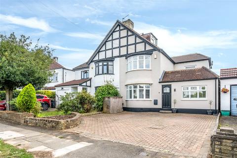 54 Kingsway, West Wickham, BR4 9JG