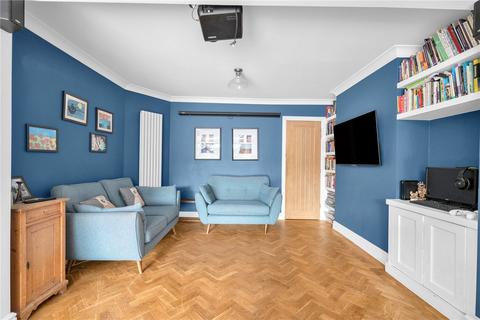 54 Kingsway, West Wickham, BR4 9JG