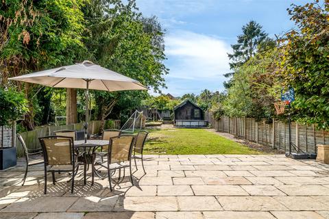 54 Kingsway, West Wickham, BR4 9JG