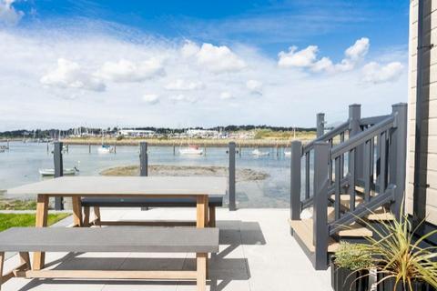 2 bedroom lodge for sale, Gimblet Rock Holiday Park, , Pwllheli Marina LL53