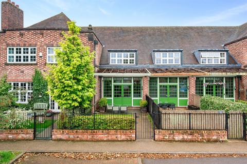 3 bedroom terraced house for sale, Ellenbrook Road, Worsley, M28