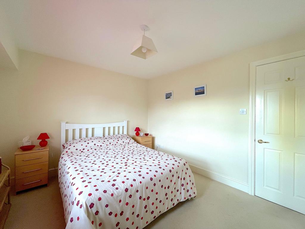 Bedroom One (3)