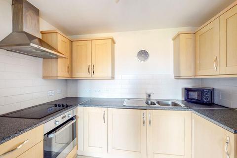 2 bedroom flat for sale, Commonwealth Drive, Crawley RH10