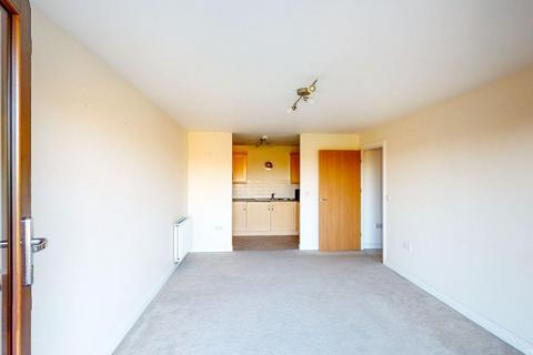 2 bedroom flat for sale, Commonwealth Drive, Crawley RH10