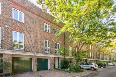 4 bedroom terraced house for sale, Beaufort Road, East Twickenham, Twickenham, TW1