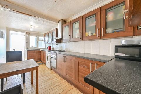 Kenwyn Drive, Gladstone Park, London, NW2