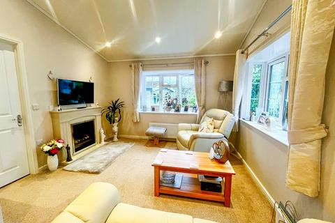 2 bedroom park home for sale, Chesters Croft, Cheadle Hulme