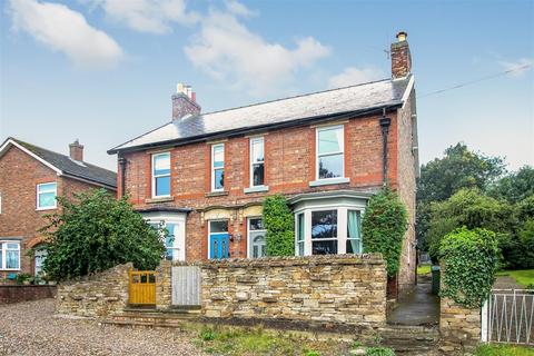 4 bedroom semi-detached house for sale, 30 South End, Bedale