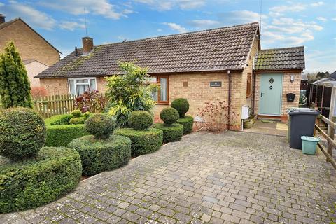 1 bedroom semi-detached bungalow for sale, Berryfield Road, Market Harborough LE16