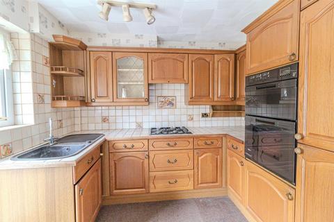 3 bedroom semi-detached house for sale, Coronation Walk, Gedling, Nottingham