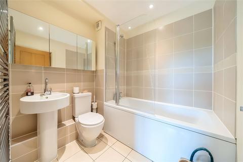 35 Halcyon Close, Oxshott, Leatherhead, KT22 0HA