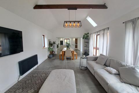 4 bedroom barn conversion for sale, Oak Barn, Attleboro Lane, Birmingham