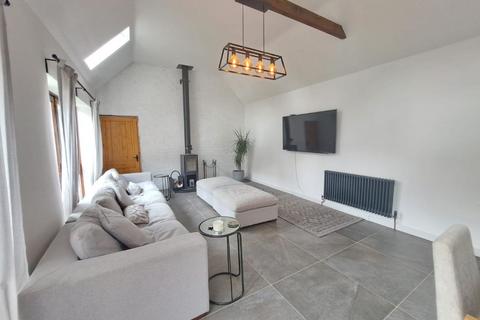 4 bedroom barn conversion for sale, Oak Barn, Attleboro Lane, Birmingham