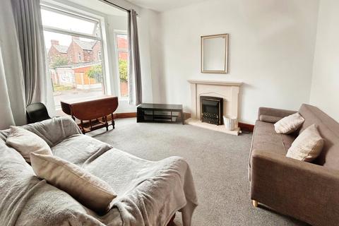 4 bedroom terraced house to rent, Royle Street, Manchester, Greater Manchester, M14