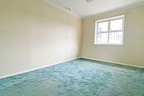 1 bedroom flat for sale, Victoria Road, Chelmsford, Essex, CM1 1EA