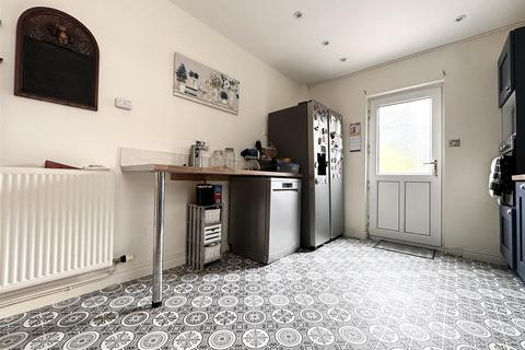 3 bedroom semi-detached house for sale, Burnside Road, Aylestone Park LE2