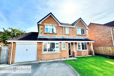 4 bedroom detached house for sale, Okehampton Drive, Houghton le Spring, Tyne and Wear, DH4