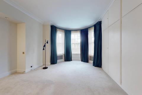 Flat 70, South Lodge Circus Road, London, NW8 9EU