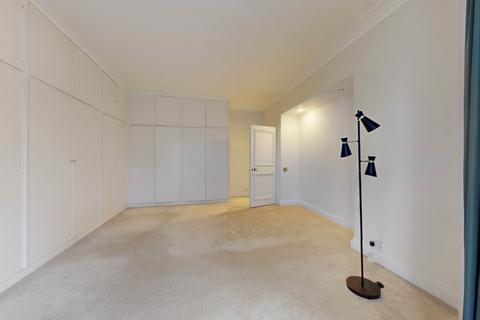 Flat 70, South Lodge Circus Road, London, NW8 9EU