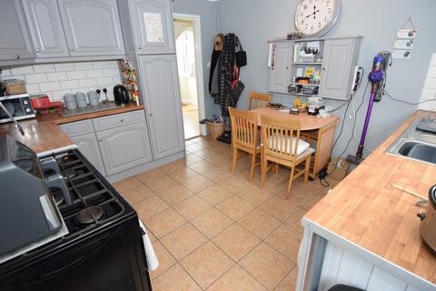 36 Antrobus Road, Amesbury, Salisbury, SP4 7NU
