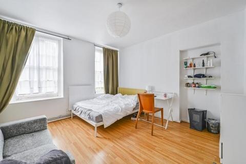 3 bedroom flat for sale, Eastlake House, Frampton Street, London, NW8 8LU