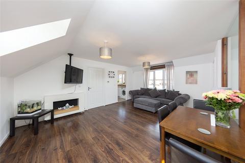 2 bedroom detached house for sale, Warwick Crescent, Dunton Fields, Essex, SS15