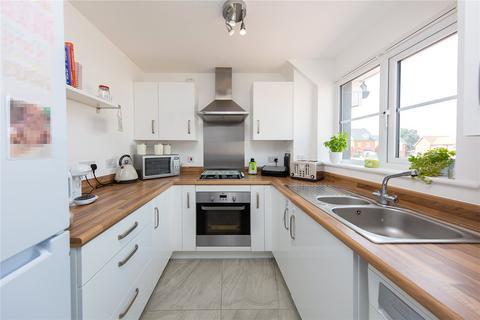 2 bedroom detached house for sale, Warwick Crescent, Dunton Fields, Essex, SS15