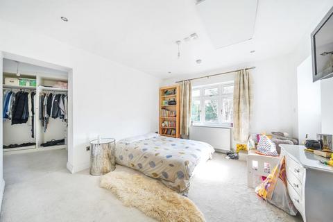 6 bedroom semi-detached house for sale, Farm Avenue,  London,  NW2,  NW2