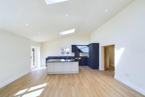 3 bedroom barn conversion to rent, Alberbury, Shrewsbury, Shropshire