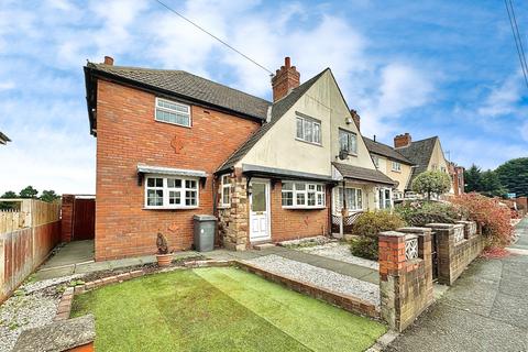 3 bedroom end of terrace house to rent, Foster Avenue, Wolverhampton WV14