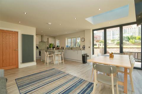 Anvil House Back Lane, Raskelf, York, YO61 3LT